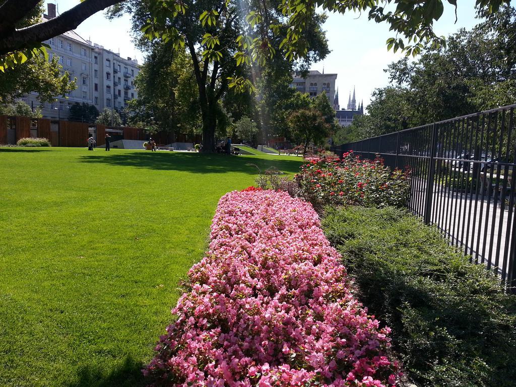 Balaton Delux Apartment Budapest Phòng bức ảnh