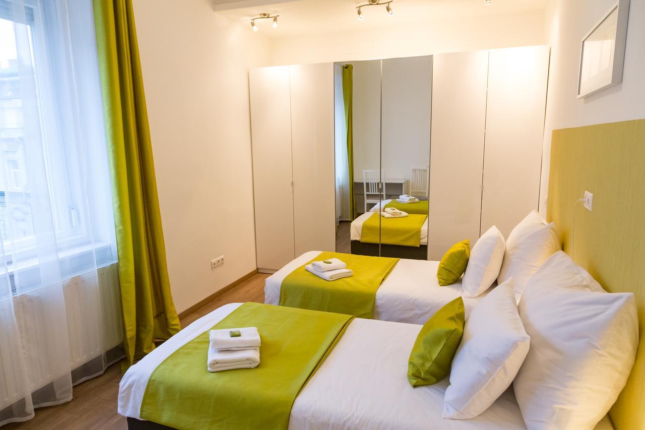 Balaton Delux Apartment Budapest Ngoại thất bức ảnh