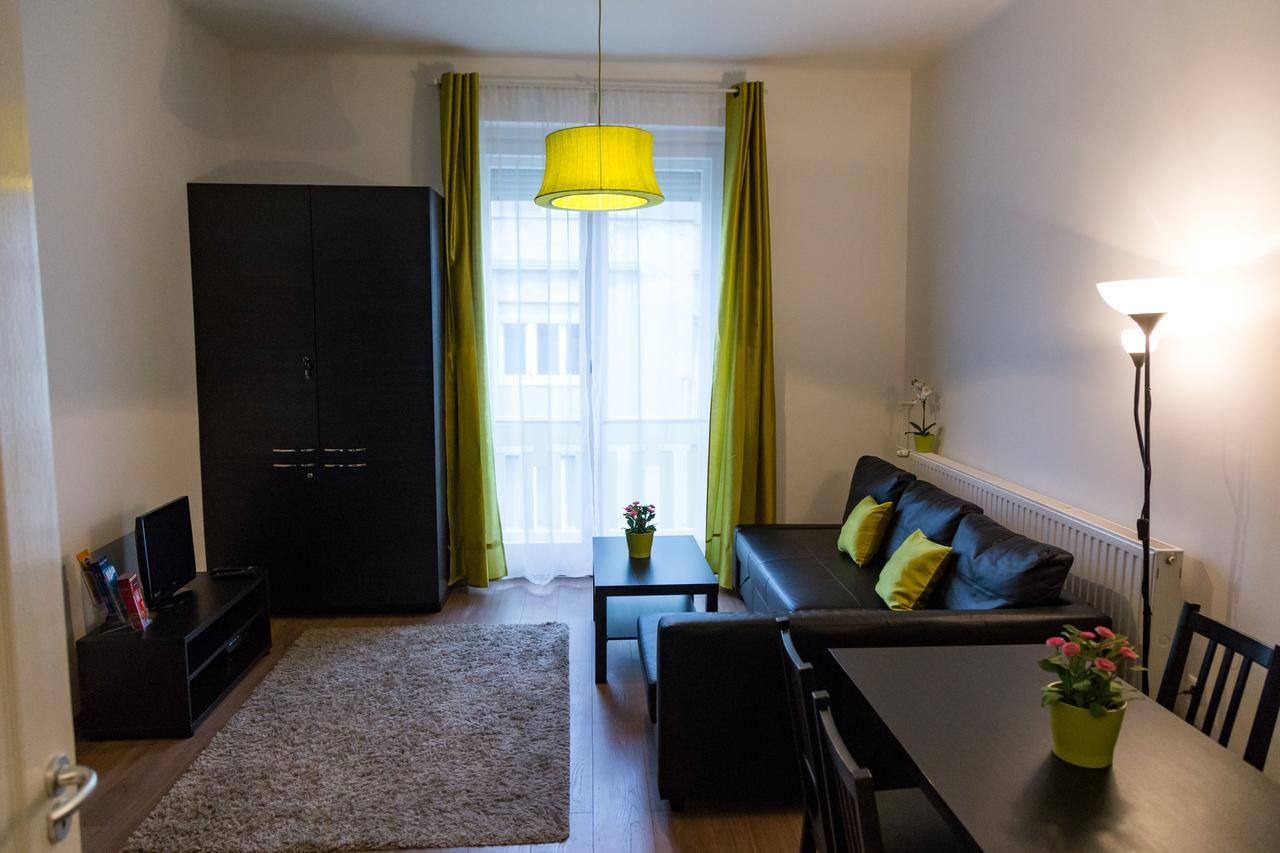Balaton Delux Apartment Budapest Ngoại thất bức ảnh