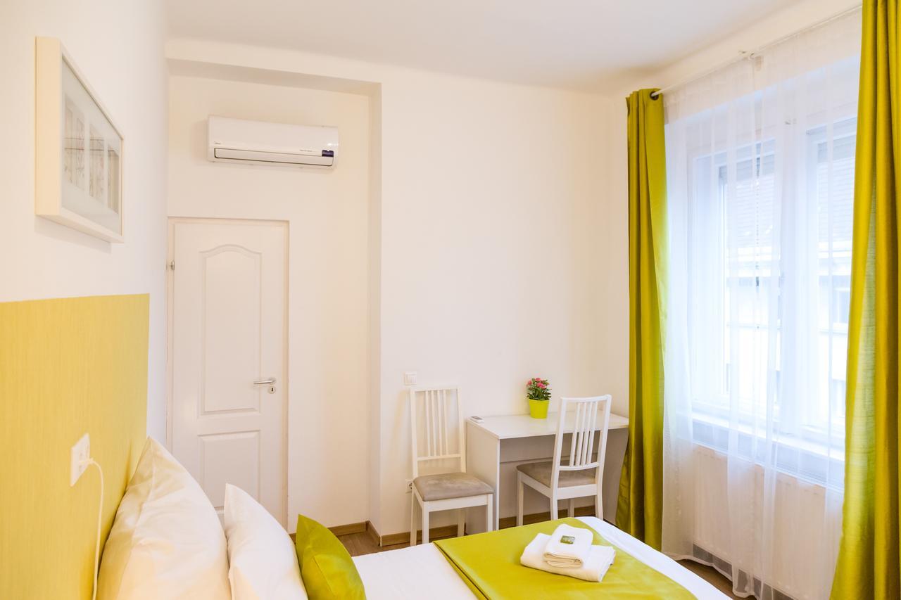 Balaton Delux Apartment Budapest Ngoại thất bức ảnh
